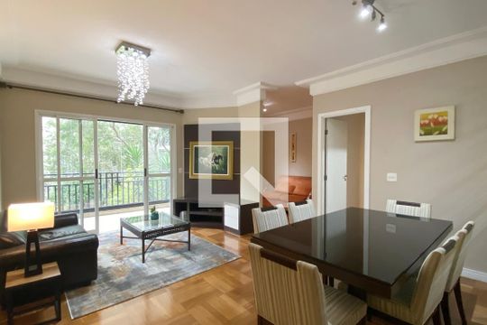 Apartamento para alugar com 3 quartos, 101m² em Tamboré, Santana de Parnaíba
