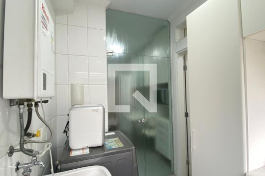 Área de Serviço de apartamento para alugar com 3 quartos, 101m² em Tamboré, Santana de Parnaíba
