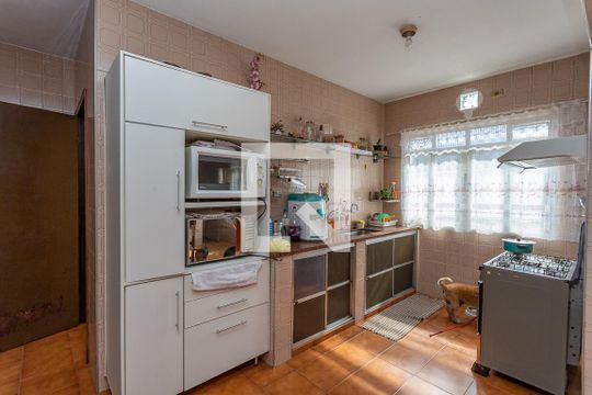 Cozinha  de casa à venda com 3 quartos, 258m² em Taboão, Diadema