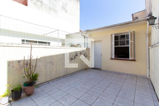 Quintal e Área de Serviço de casa à venda com 2 quartos, 118m² em Tatuapé, São Paulo