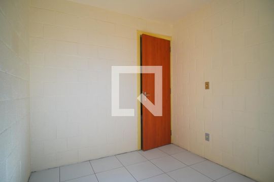 Quarto 2 de apartamento à venda com 2 quartos, 37m² em Rubem Berta, Porto Alegre