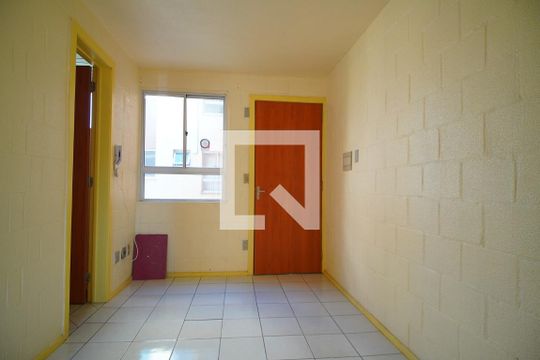 Sala de apartamento à venda com 2 quartos, 37m² em Rubem Berta, Porto Alegre