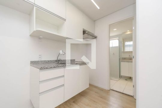 Cozinha de apartamento à venda com 1 quarto, 30m² em Bela Vista, São Paulo