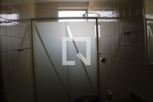 Banheiro de apartamento à venda com 2 quartos, 76m² em Taquara, Rio de Janeiro