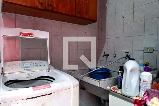 Área de Serviço de casa à venda com 2 quartos, 120m² em Parque Erasmo Assunção, Santo André