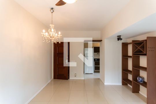 Sala de apartamento para alugar com 2 quartos, 60m² em Rio Comprido, Rio de Janeiro