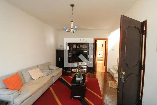 Sala de casa à venda com 5 quartos, 120m² em Vila Carrão, São Paulo