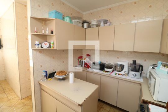 Cozinha de casa à venda com 5 quartos, 120m² em Vila Carrão, São Paulo