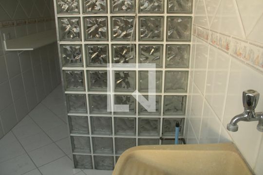 Lavanderia de apartamento para alugar com 2 quartos, 60m² em Jardim Iporanga, Guarulhos