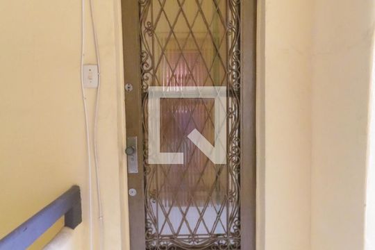 Entrada de apartamento para alugar com 1 quarto, 48m² em Engenho Novo, Rio de Janeiro