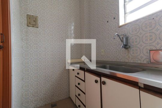 Cozinha de apartamento para alugar com 1 quarto, 48m² em Engenho Novo, Rio de Janeiro