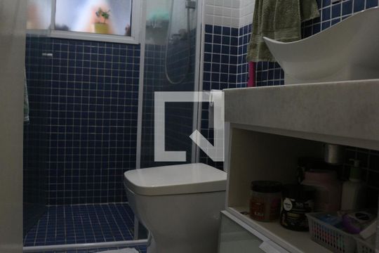 Banheiro Social de apartamento para alugar com 3 quartos, 86m² em Centro, São Vicente