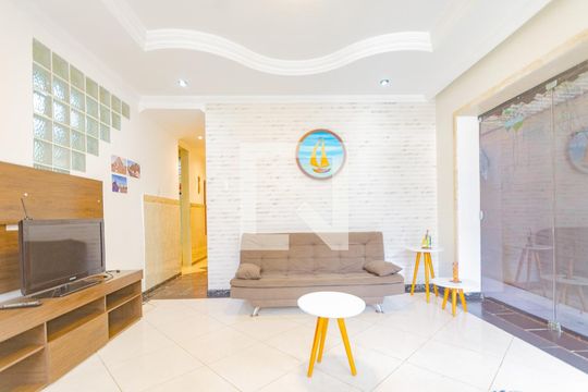 Sala de apartamento para alugar com 4 quartos, 100m² em Barra, Salvador
