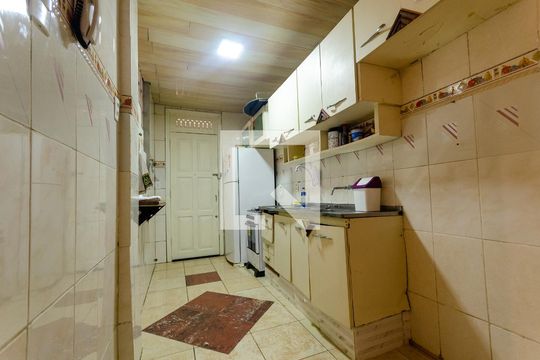 Cozinha de apartamento para alugar com 4 quartos, 100m² em Barra, Salvador