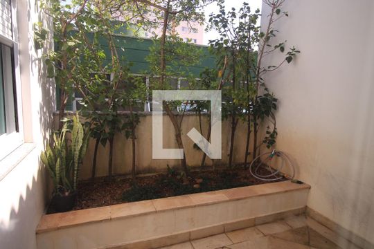 Jardim de casa à venda com 6 quartos, 480m² em Santana, São Paulo