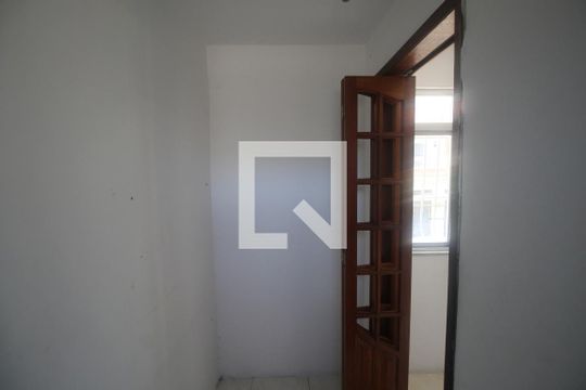 Closet do quarto 1 de casa para alugar com 3 quartos, 130m² em Paraíso, São Gonçalo
