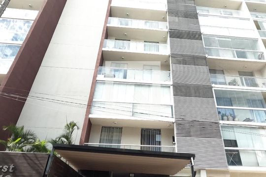 Fachada do bloco de kitnet/studio para alugar com 1 quarto, 40m² em Vila Augusta, Guarulhos