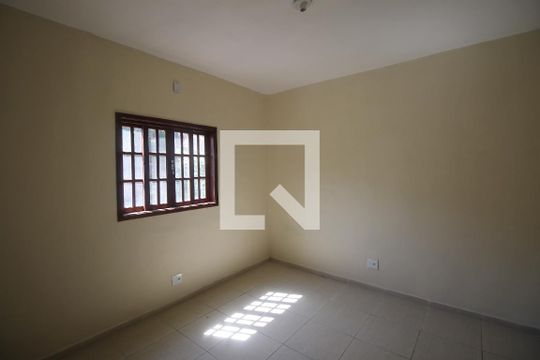 Quarto 2 de casa para alugar com 2 quartos, 220m² em Mutuá, São Gonçalo