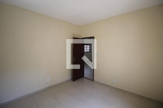 Quarto 2 de casa para alugar com 2 quartos, 220m² em Mutuá, São Gonçalo