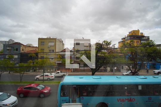 Quarto 2_Vista de apartamento à venda com 3 quartos, 87m² em Rio Branco, Porto Alegre