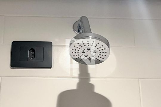 Banheiro  de apartamento à venda com 2 quartos, 91m² em Vila Olímpia, São Paulo