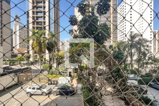 Vista de apartamento à venda com 2 quartos, 91m² em Vila Olímpia, São Paulo