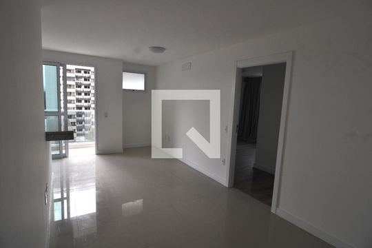 Apartamento à venda com 2 quartos, 79m² em Barra da Tijuca, Rio de Janeiro