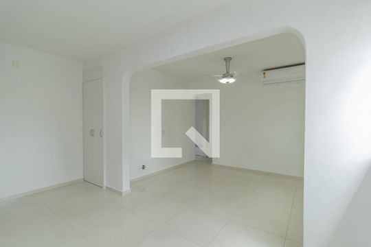 Sala de apartamento à venda com 2 quartos, 56m² em Anil, Rio de Janeiro