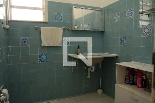 Banheiro de apartamento à venda com 2 quartos, 96m² em Glória, Rio de Janeiro