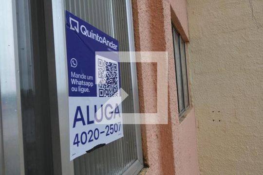 Placa instalada de apartamento para alugar com 2 quartos, 55m² em Campo Grande, Rio de Janeiro