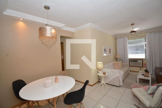 Sala de apartamento à venda com 3 quartos, 75m² em Braz de Pina, Rio de Janeiro