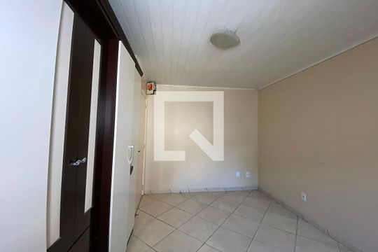 Quarto 1  de casa à venda com 2 quartos, 90m² em Santos Dumont, São Leopoldo