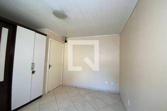 Quarto 1  de casa à venda com 2 quartos, 90m² em Santos Dumont, São Leopoldo