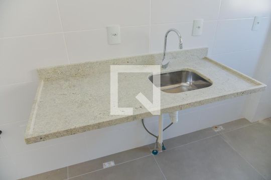 Detalhe Cozinha de apartamento para alugar com 2 quartos, 66m² em Rio Branco, Porto Alegre