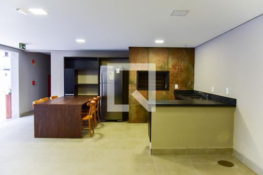 Área Comum - Churrasqueira de apartamento para alugar com 2 quartos, 66m² em Rio Branco, Porto Alegre
