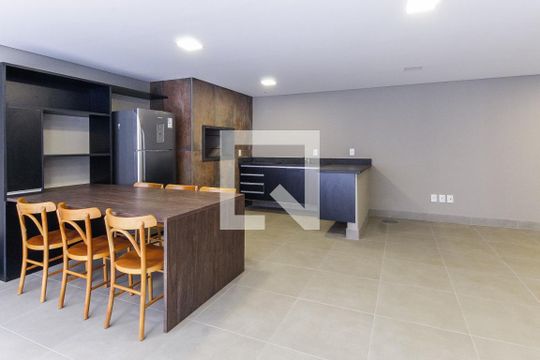 Área comum - Churrasqueira de apartamento à venda com 2 quartos, 67m² em Rio Branco, Porto Alegre