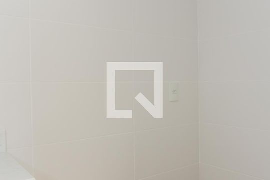 Banheiro da Suíte de apartamento à venda com 2 quartos, 67m² em Rio Branco, Porto Alegre