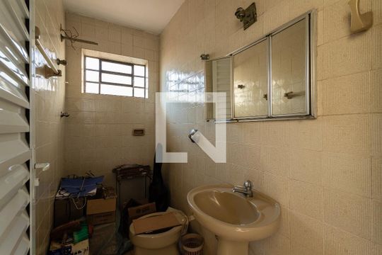 Banheiro 2 de casa à venda com 3 quartos, 300m² em Cidade Líder, São Paulo