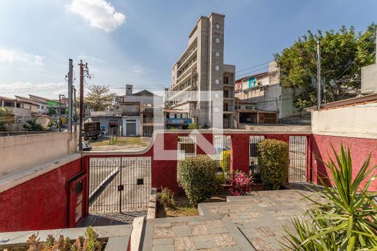 Vista de casa à venda com 3 quartos, 300m² em Cidade Líder, São Paulo