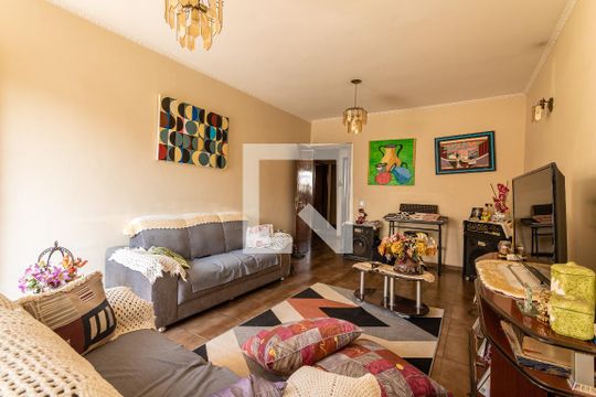 Casa à venda com 3 quartos, 300m² em Cidade Líder, São Paulo