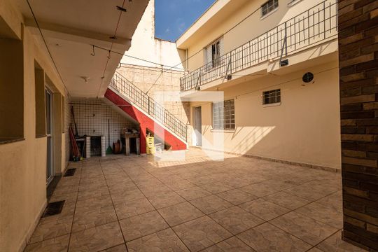 Área comum de casa à venda com 3 quartos, 300m² em Cidade Líder, São Paulo