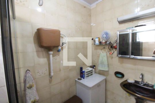 Banheiro da Suíte de casa à venda com 3 quartos, 298m² em Niterói, Canoas