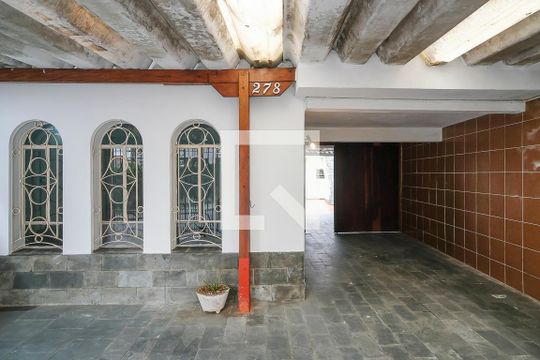 Garagem de casa à venda com 3 quartos, 196m² em Rudge Ramos, São Bernardo do Campo