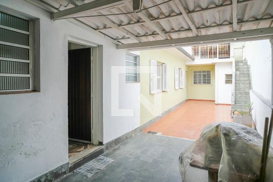 Quintal de casa à venda com 3 quartos, 196m² em Rudge Ramos, São Bernardo do Campo