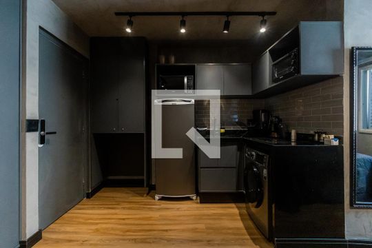 Cozinha de apartamento à venda com 1 quarto, 26m² em Cerqueira César, São Paulo