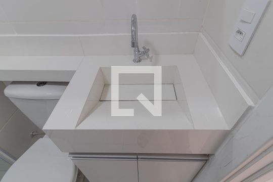 banheiro de apartamento à venda com 2 quartos, 54m² em Anil, Rio de Janeiro