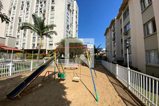 Área Comum - Playground de kitnet/studio à venda com 1 quarto, 28m² em Cristo Rei, São Leopoldo