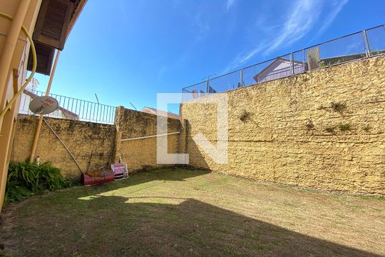 Área Externa de casa à venda com 2 quartos, 247m² em Pinheiro, São Leopoldo