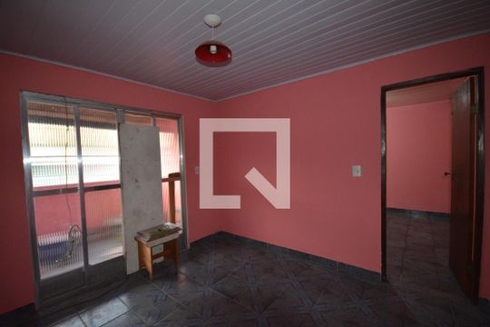 Sala de casa para alugar com 3 quartos, 80m² em Bonsucesso, Rio de Janeiro
