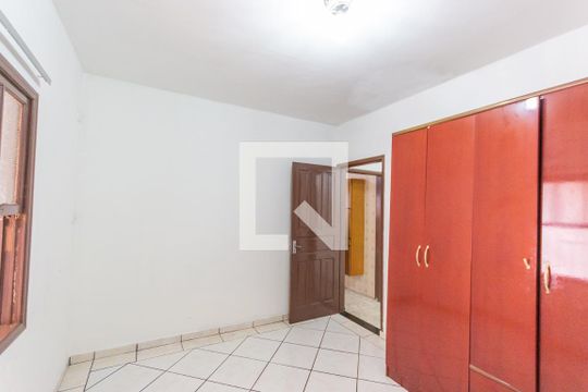 Quarto de casa para alugar com 2 quartos, 120m² em Vila Curuca, Santo André